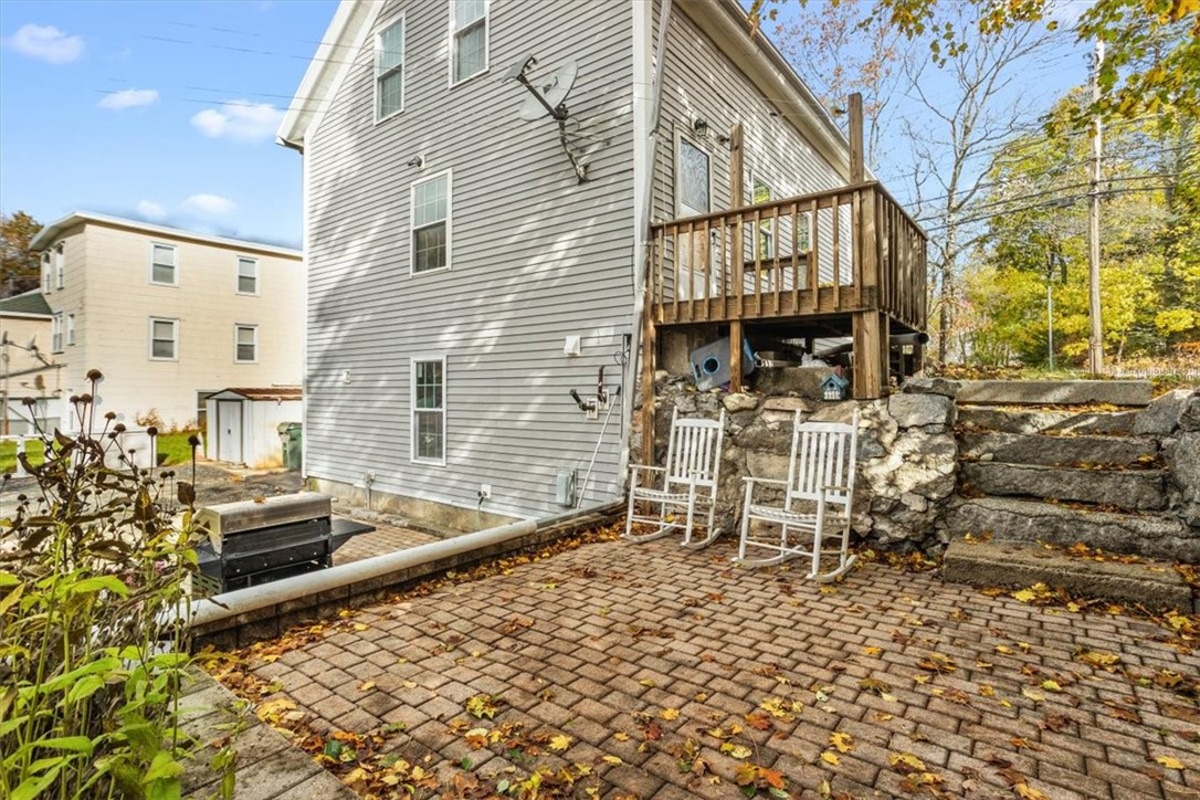 Burrillville, Rhode Island 02830, United States, 4 Bedrooms Bedrooms, ,2 BathroomsBathrooms,Residential,Active,253015