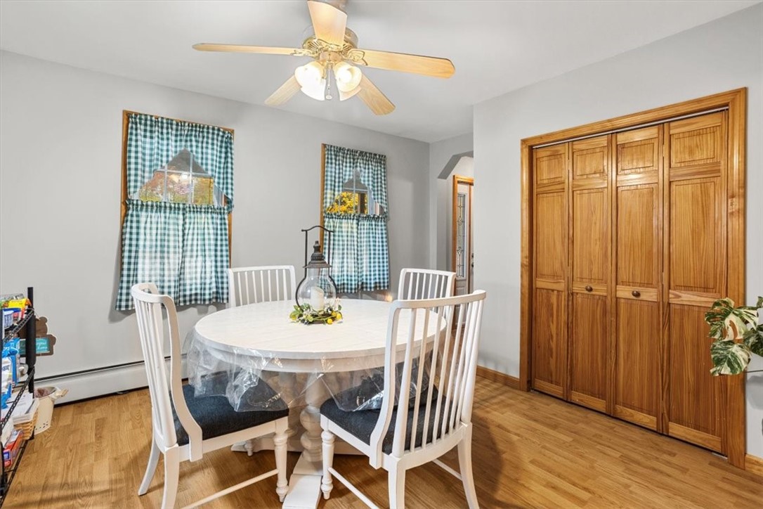 Burrillville, Rhode Island 02830, United States, 4 Bedrooms Bedrooms, ,2 BathroomsBathrooms,Residential,Active,253015