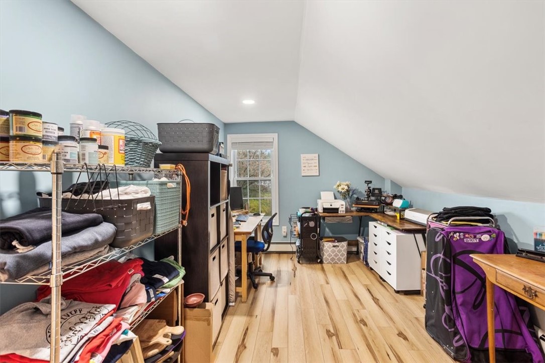 Burrillville, Rhode Island 02830, United States, 4 Bedrooms Bedrooms, ,2 BathroomsBathrooms,Residential,Active,253015