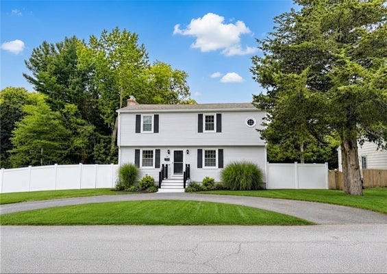 83 SANDRO DR, WARWICK, RI 02886 - Image 451dc3b488c35ccc1d8d0fbb50d04ef1/56119751