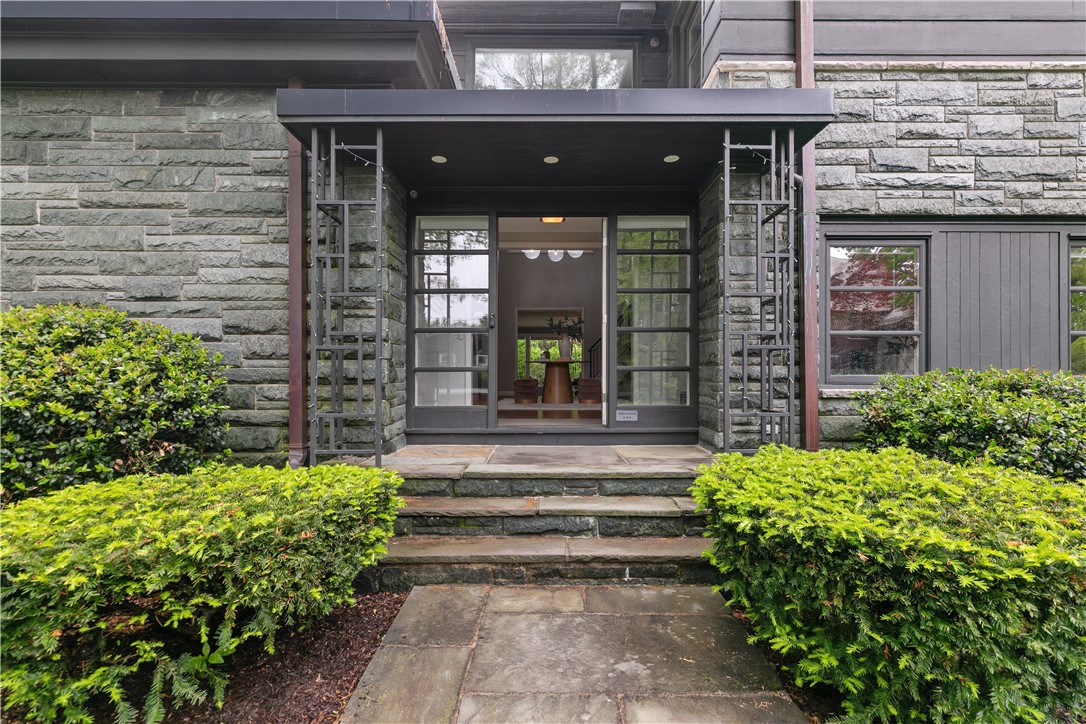 80 Clarendon Avenue