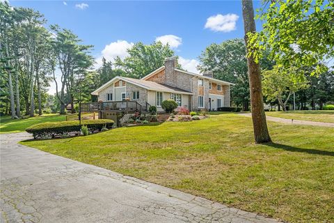 18 Timothy Drive Westerly RI 02891