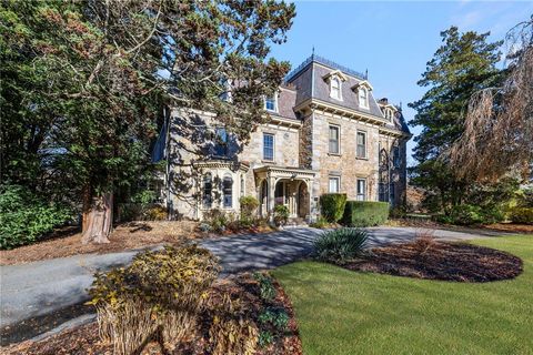 66 Webster Street 9 Newport RI 02840