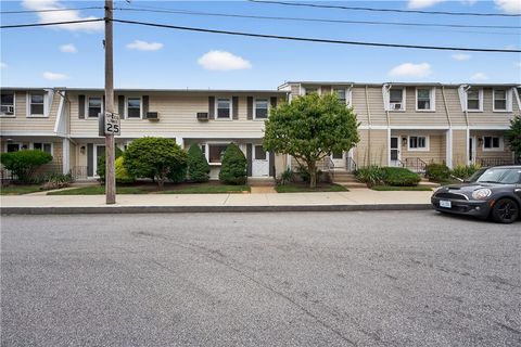 55 Geneva Street 55 Pawtucket RI 02860