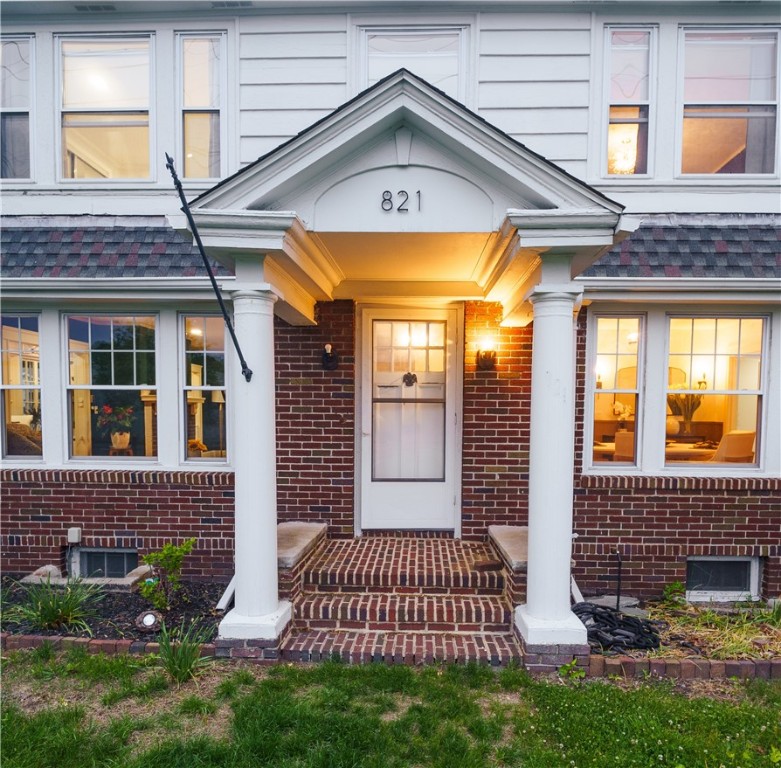 821 Post Road