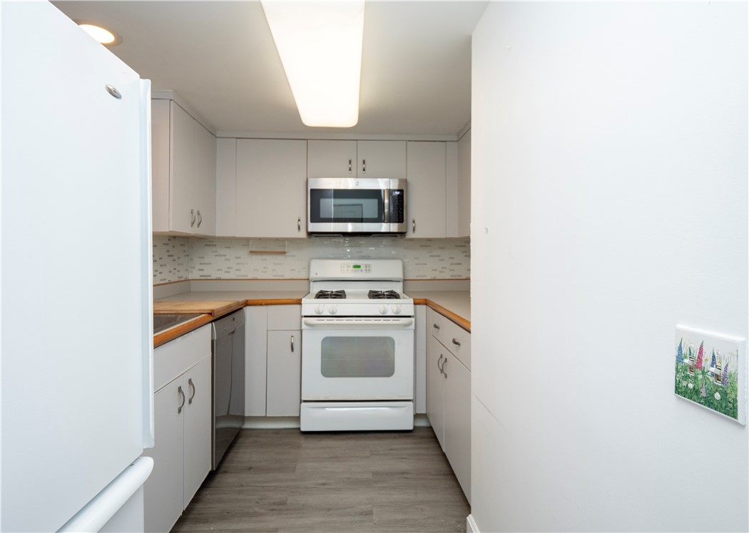 37 Lawton Brook Lane