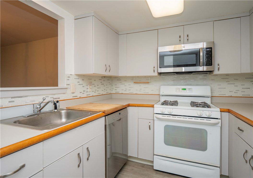 37 Lawton Brook Lane