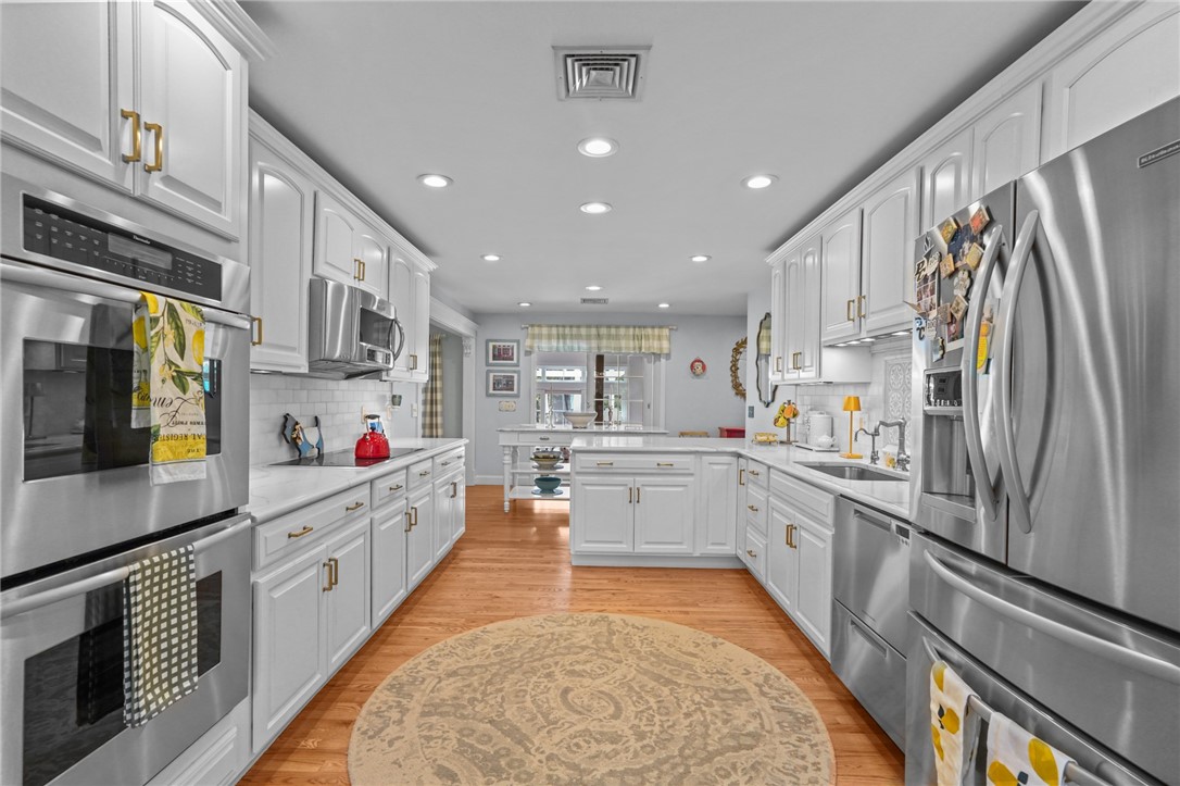 126 Absalona Hill Road