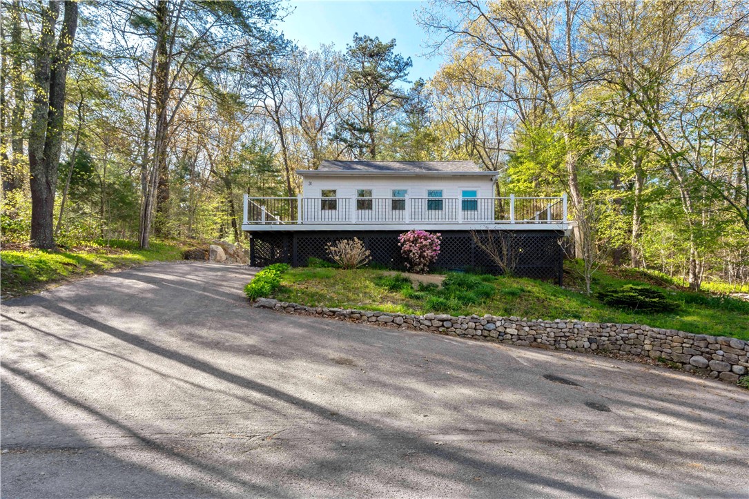 31 West Shore Drive