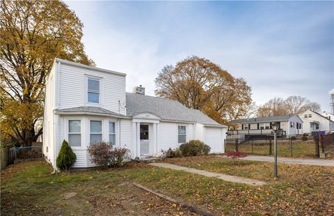 16 Hilltop Avenue West Warwick RI 02893