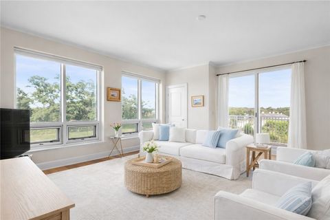 1 Tower Drive 406 Portsmouth RI 02871