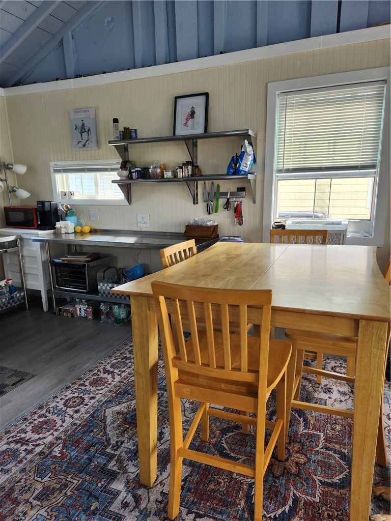 240 Cards Pond Road 15E3