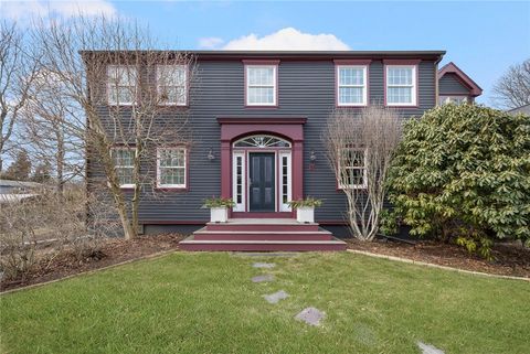 31 Buloid Avenue Jamestown RI 02835