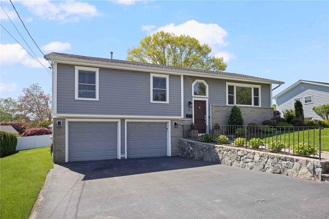 26 Leawood Drive