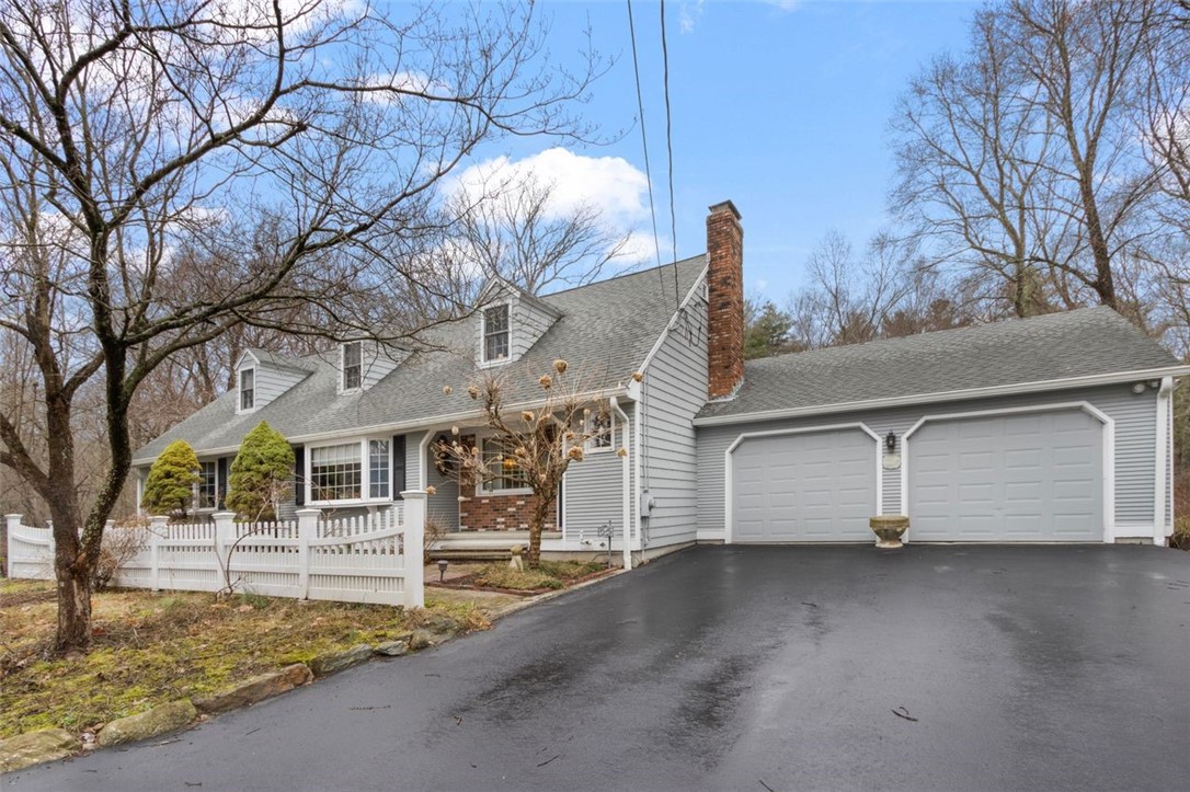 38 Hartford Pike