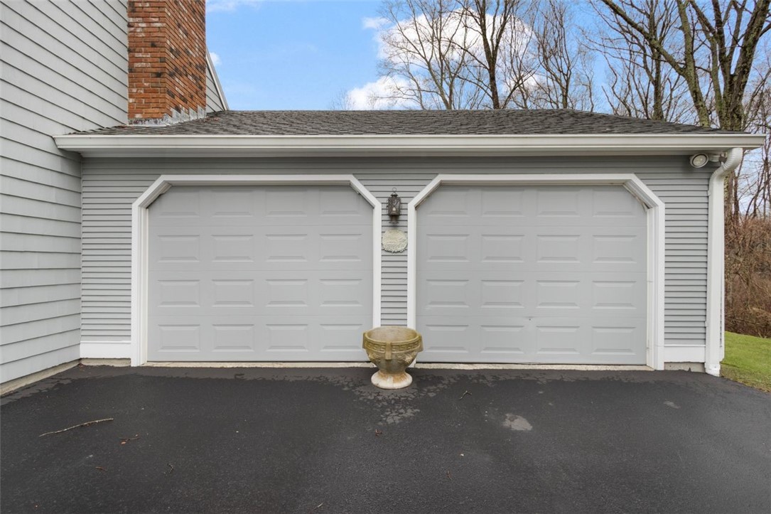 38 Hartford Pike