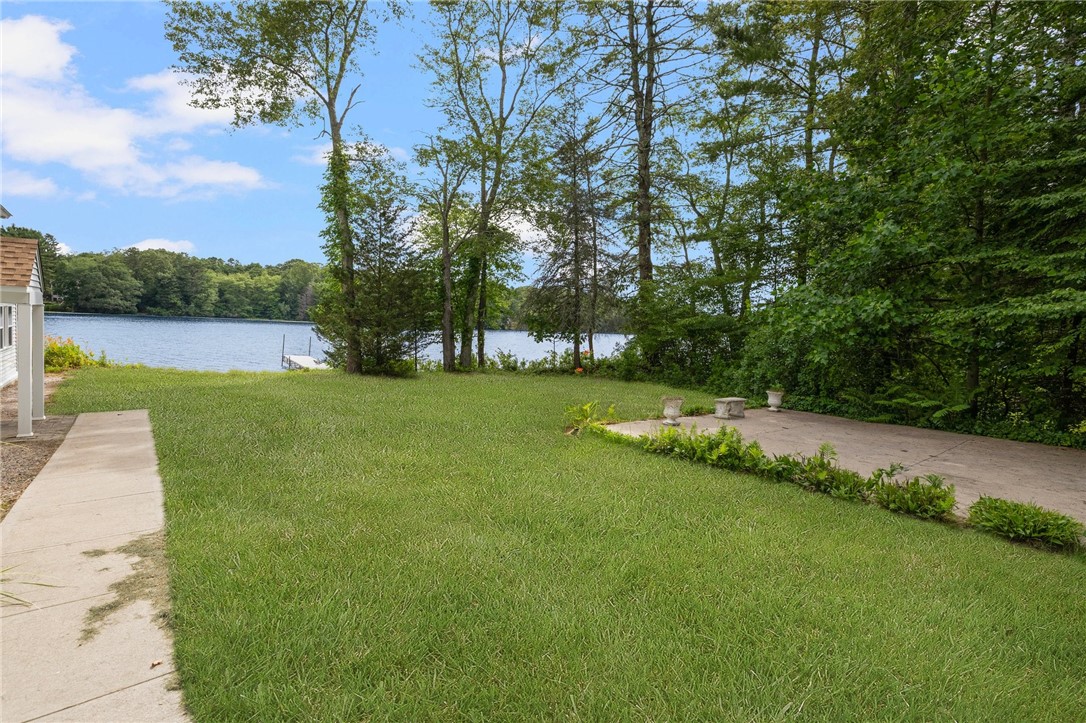 25 Willow Drive