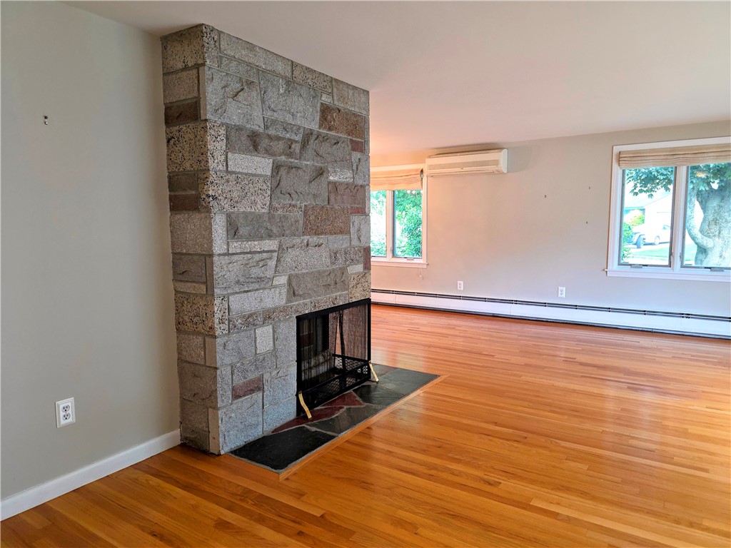 40 Russet Way