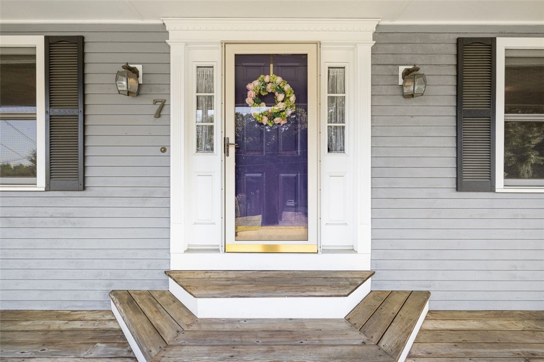 7 Crestwood Lane