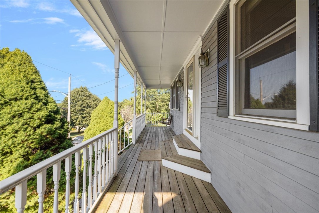 7 Crestwood Lane