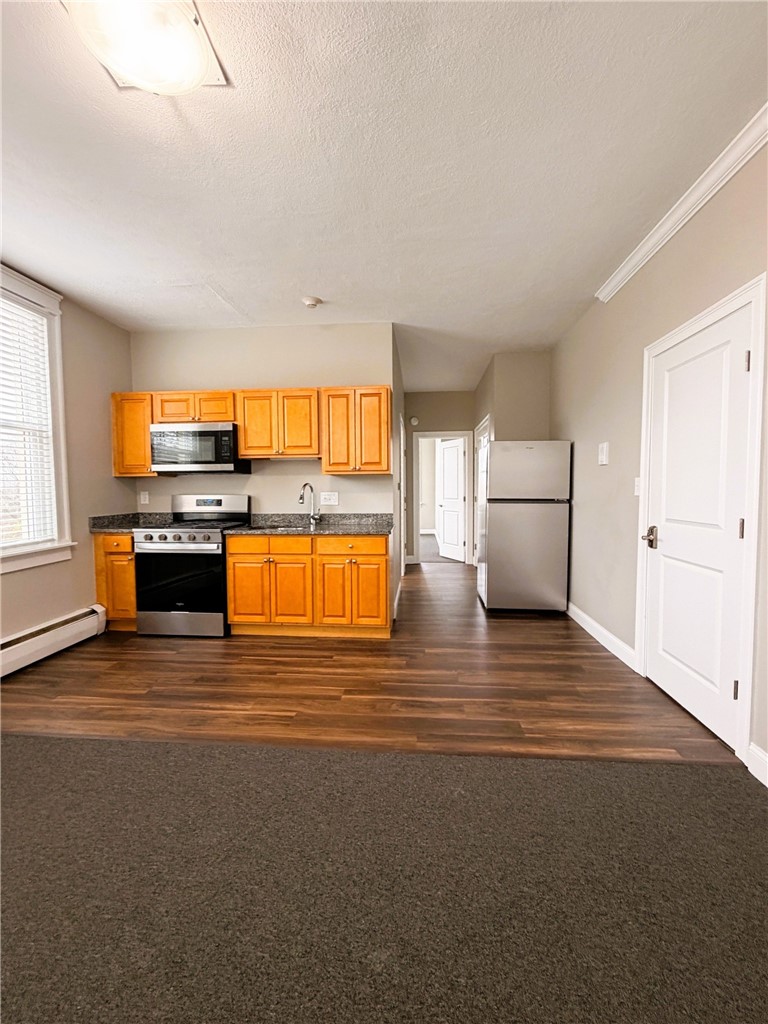 901 Bernon Street 242