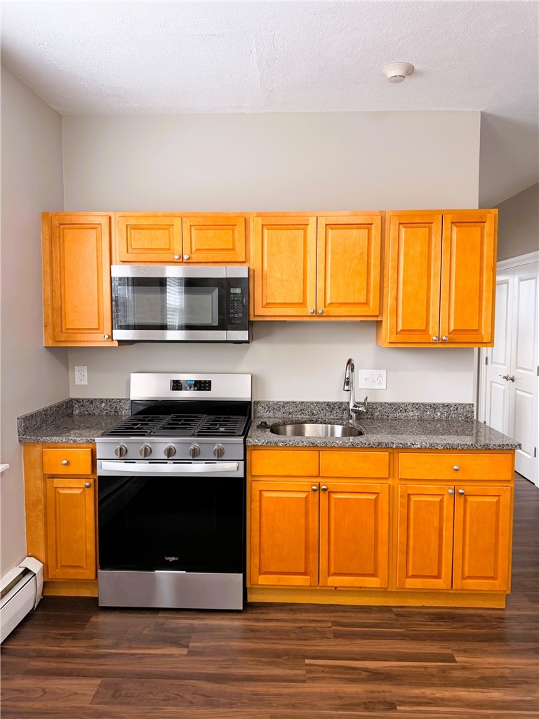 901 Bernon Street 242