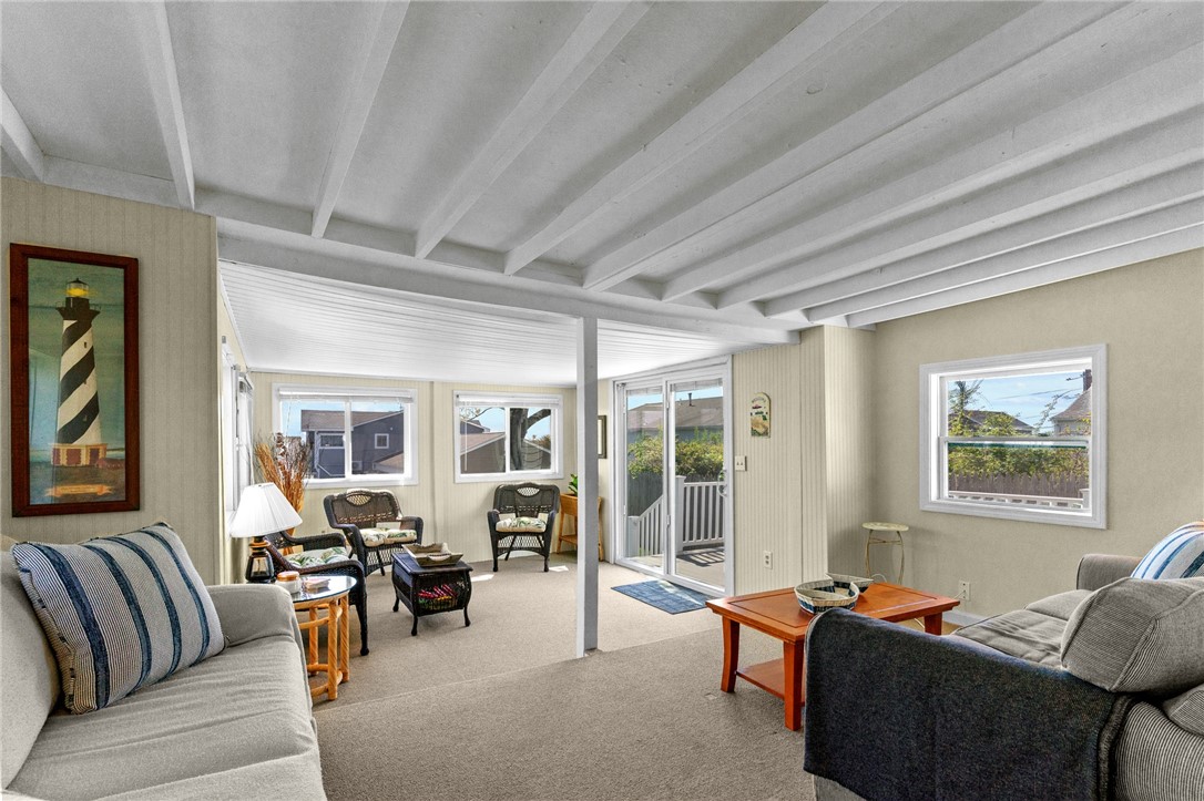 64 #48 Burnside Avenue
