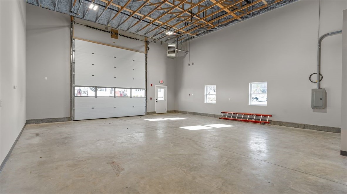 300 Coddington Highway 206