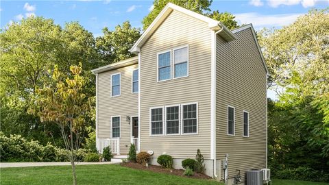 8 SeaBreeze Terrace Warwick RI 02886