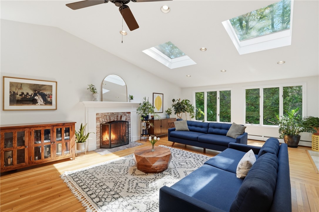 24 Wildflower Road