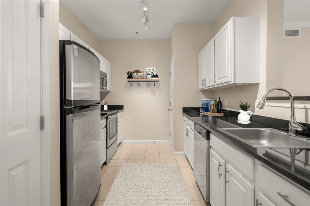 1000 Providence Place 270