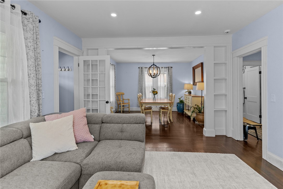 261 Columbus Avenue