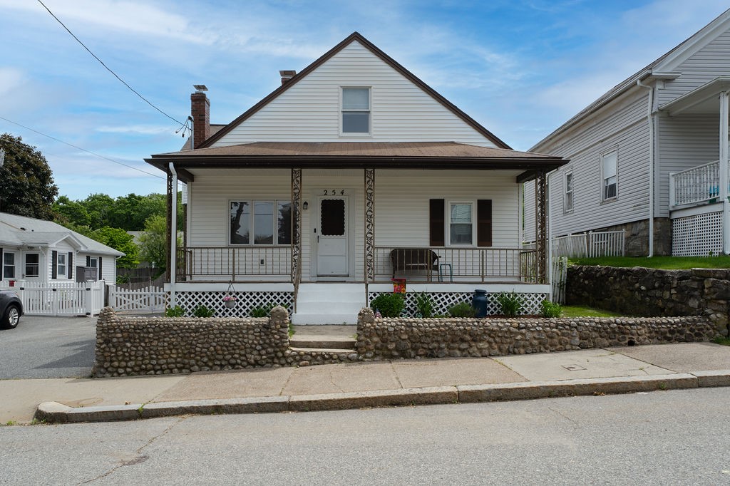 254 Jenckes Street