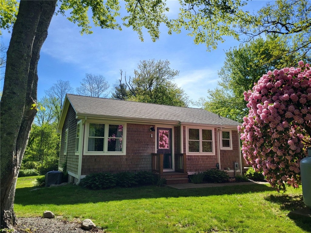 3798 South County Trail