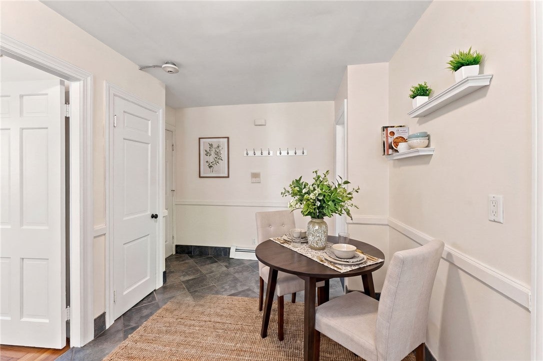 7 North Avenue 2