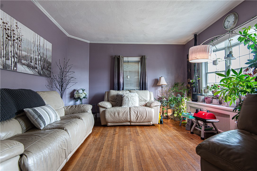 28 Burnside Avenue