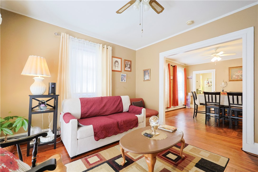 10 12 Walnut Street