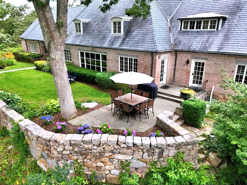 2625 Commodore Perry Highway B