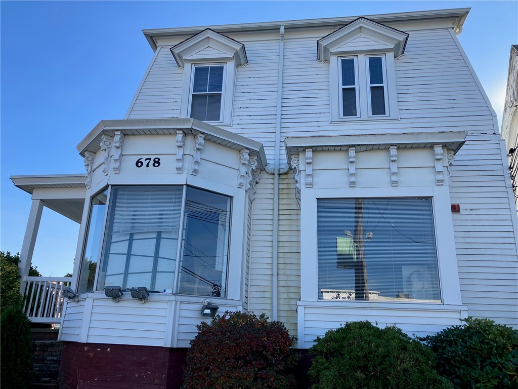 678 684 Park Avenue