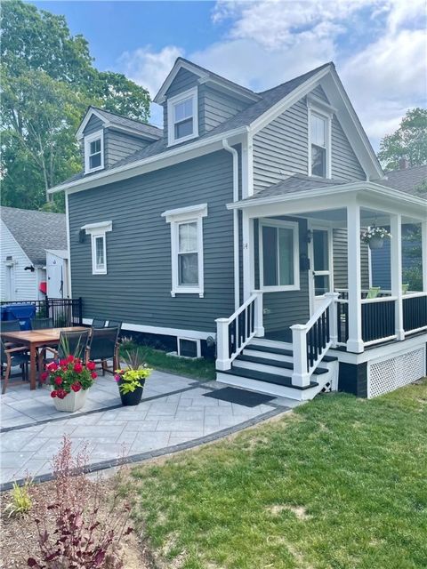 14 Pearl Street East Greenwich RI 02818