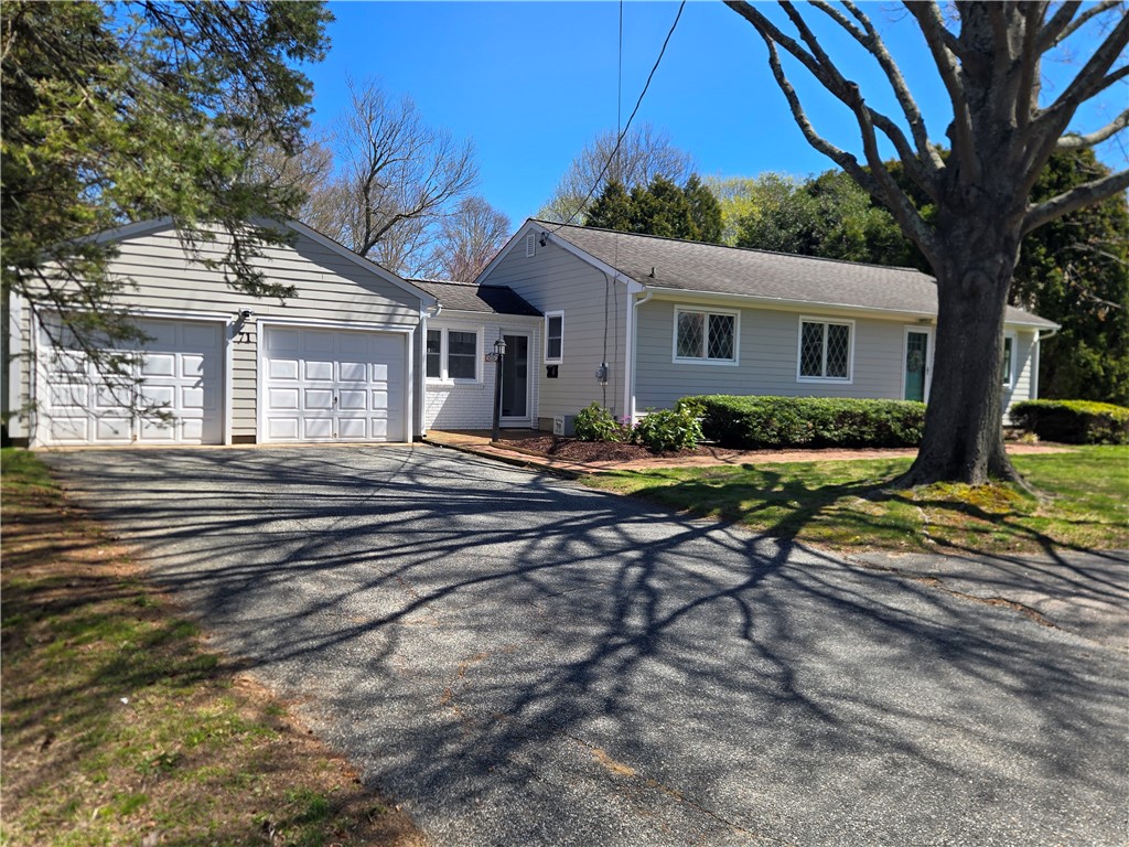 71 Kenyon Avenue