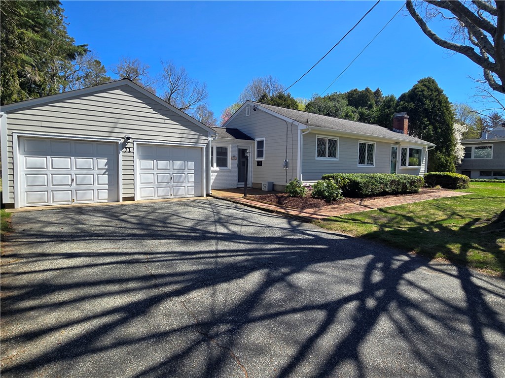 71 Kenyon Avenue
