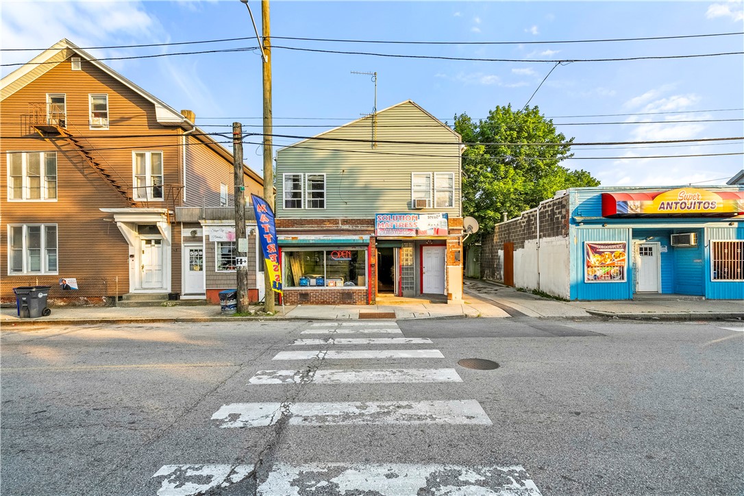 562 Plainfield Street