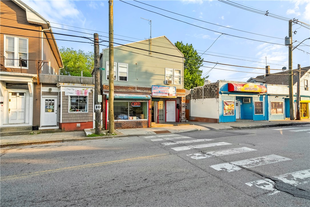 562 Plainfield Street