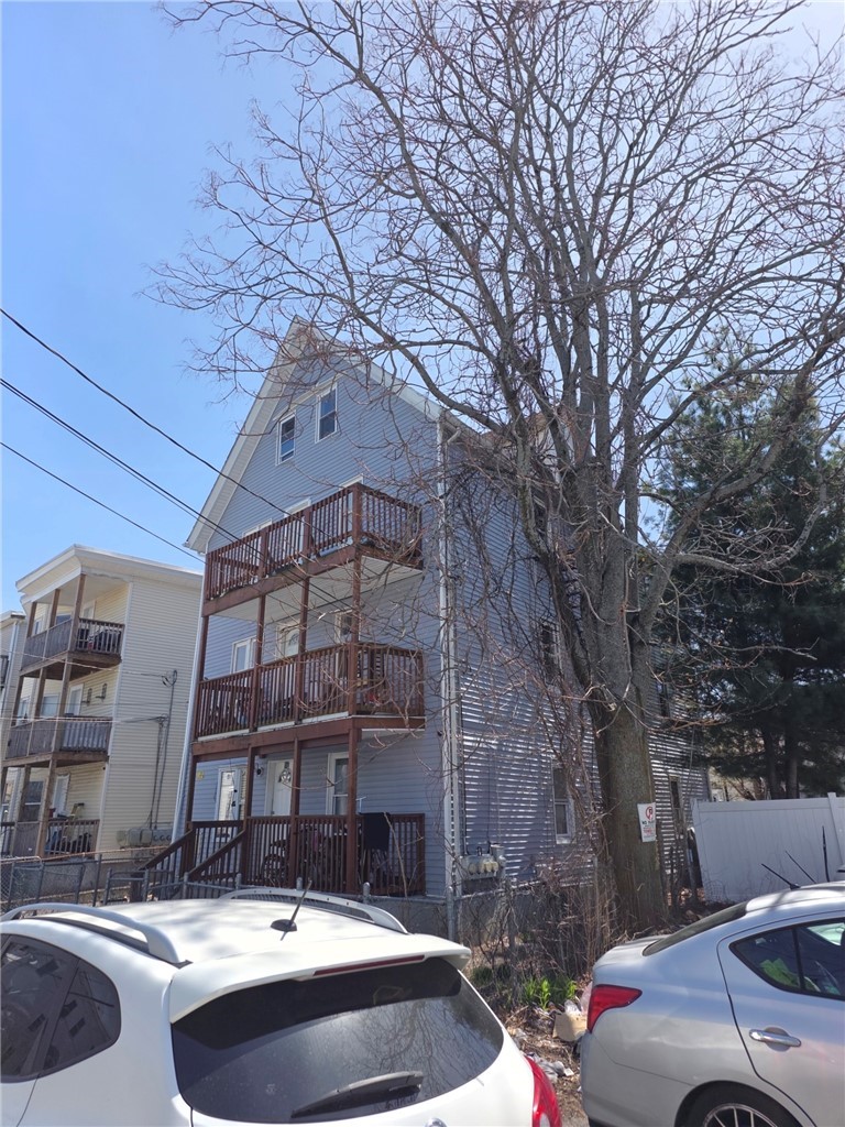 156 Lincoln Avenue