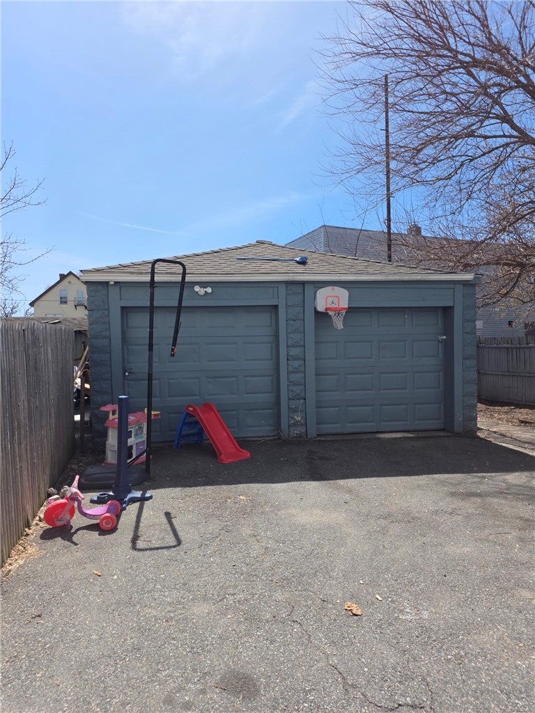 156 Lincoln Avenue