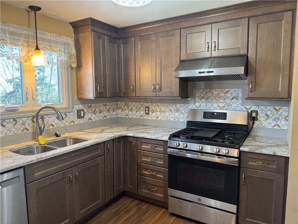 37 N Fairview Street