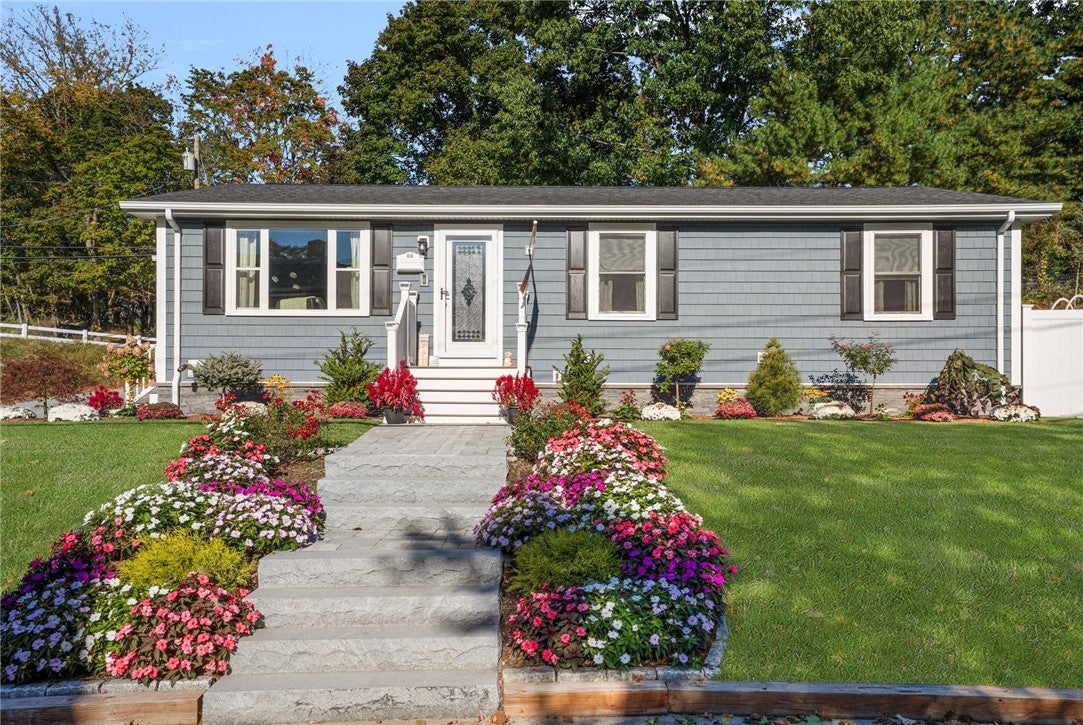 66 Phenix Avenue