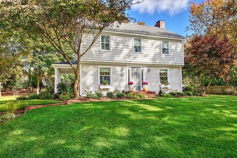 15 Lamson Road Barrington RI 02806
