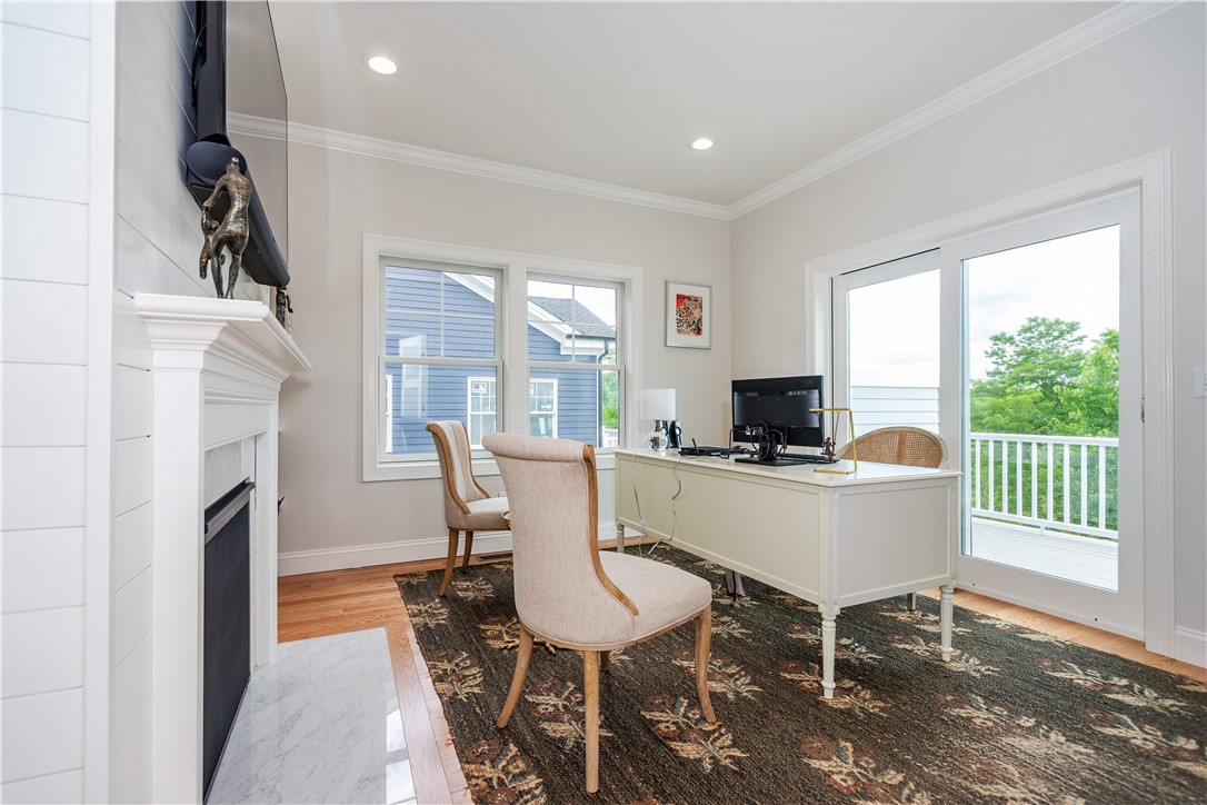 Coventry, Rhode Island 02816, United States, 3 Bedrooms Bedrooms, ,3 BathroomsBathrooms,Residential,Pending,253045